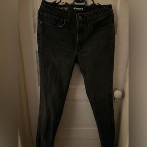 Men’s slim fit jeans, straight legs